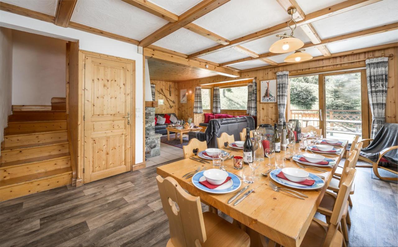 Chalet Himalaya , 10 Person Chalet With 5 Ensuite Bedrooms And Outdoor Jacuzzi In Meribel Centre Exteriör bild