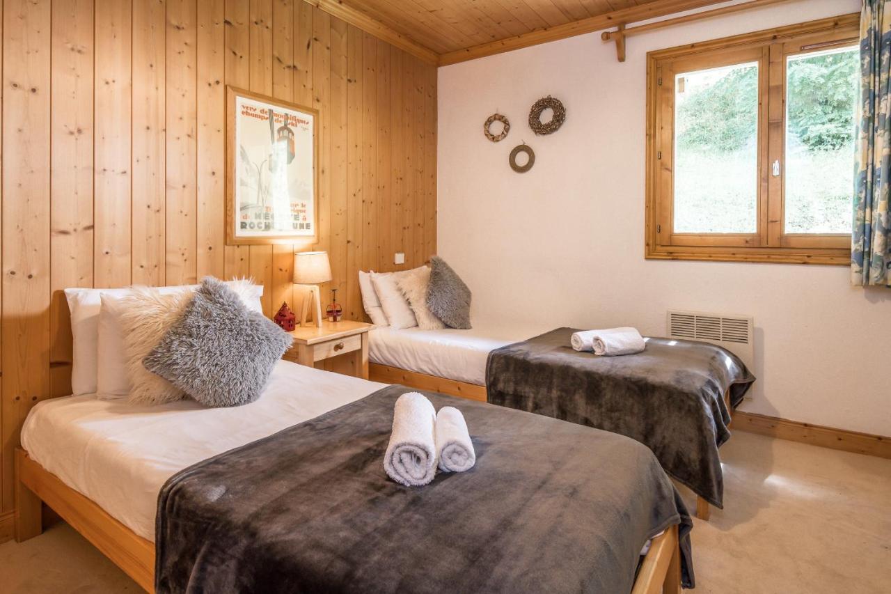 Chalet Himalaya , 10 Person Chalet With 5 Ensuite Bedrooms And Outdoor Jacuzzi In Meribel Centre Exteriör bild